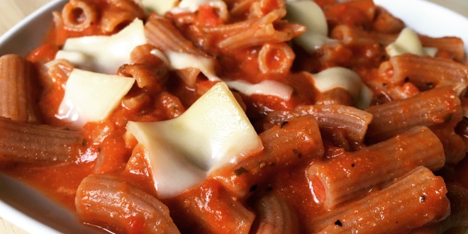 Low Carb Nudeln mit TOmatensauce