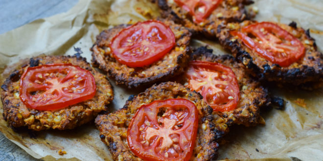 Low Carb Hüttenkäsetaler