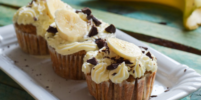 Low Carb Banana Choc Cupcakes