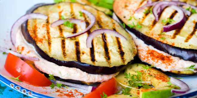 Low Carb Auberginen Thunfisch Sandwich