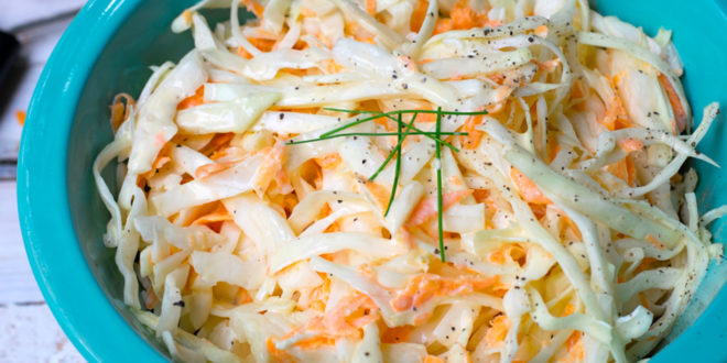 Das beste & schnellste Low Carb Coleslaw Rezept