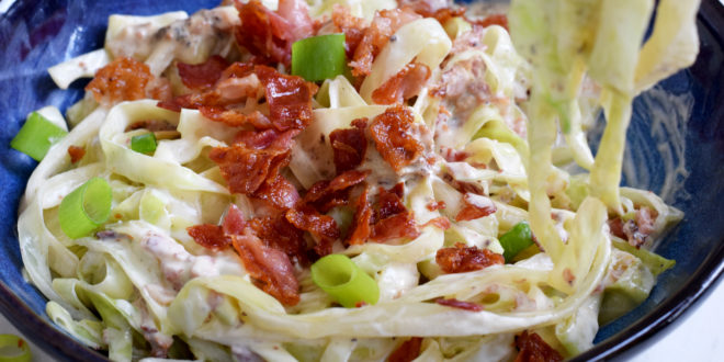 Schnelle Low Carb Krautnudeln in Specksauce