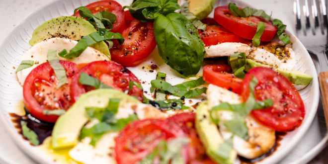 Avocado-Caprese